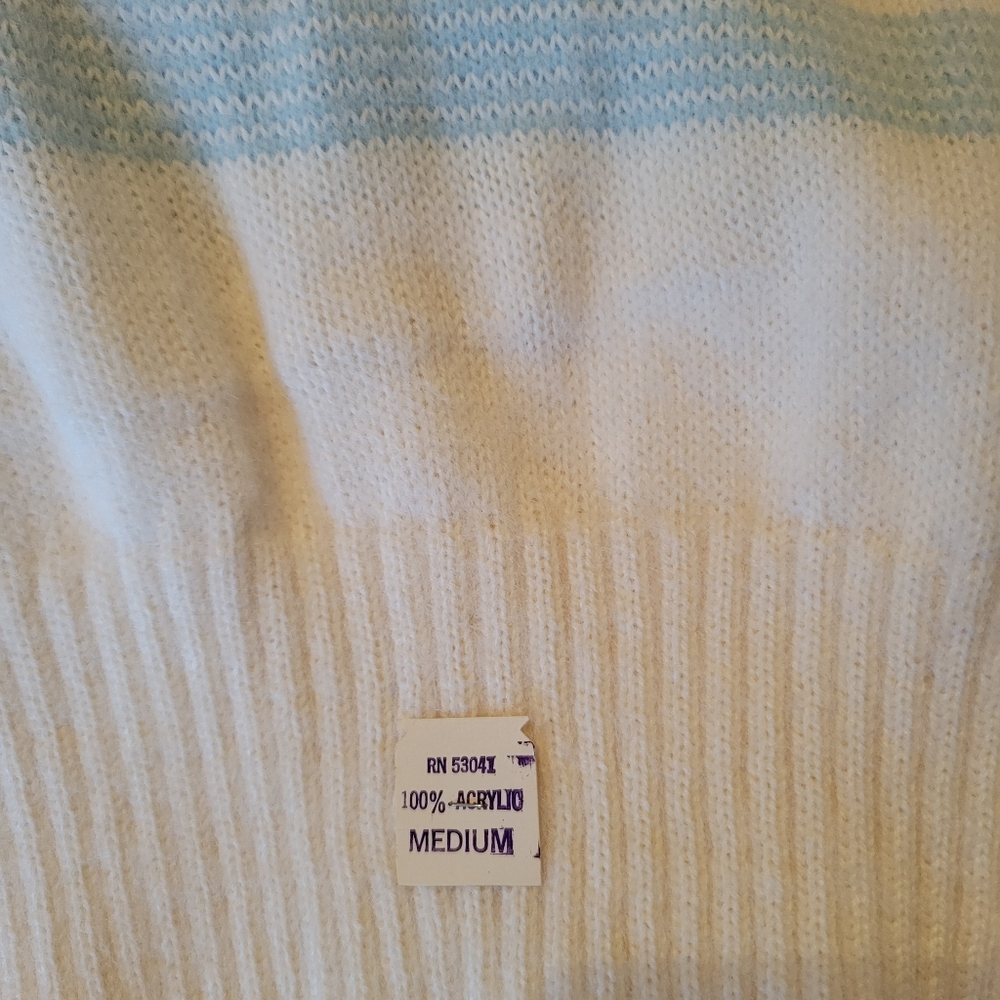 Vintage White & Blue Holiday Knit Sweater | Fair Isle Nordic Christmas Sweater | - Picture 6 of 9